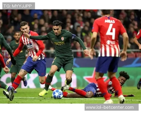 中超激战AC米兰大胜巴黎圣日耳曼战术分析揭示胜利秘诀