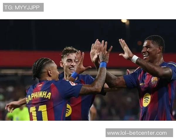 西甲经典对决巴萨惊险战胜皇马乌龙球成比赛转折点解析