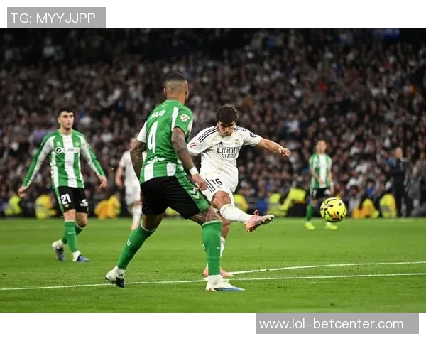 皇马狂胜马竞5-0帽子戏法引爆全场转会传闻再起