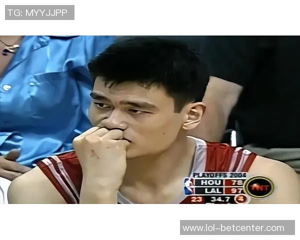 姚明受伤背后的故事与NBA职业生涯的艰辛历程