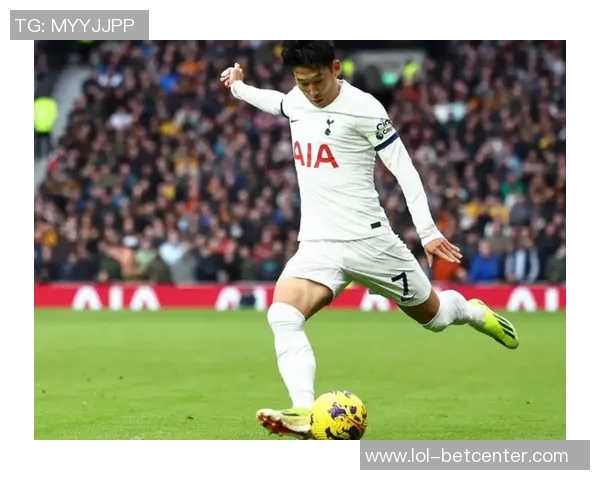 热刺大胜AC米兰友谊赛回顾神扑精彩瞬间引发全场热烈反响