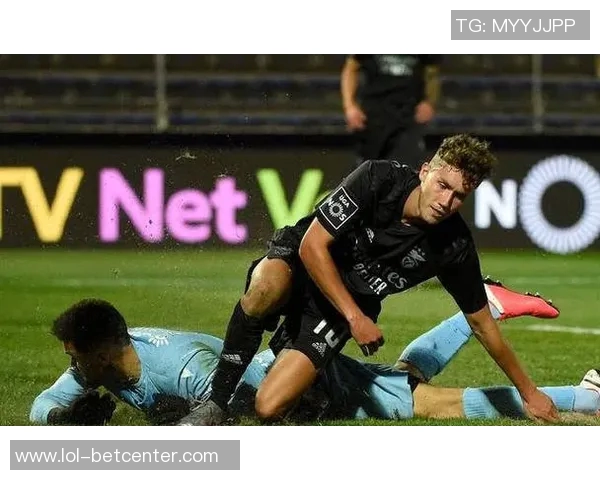 本菲卡逆袭马竞1-0晋级足总杯赛场瞬间引发热烈反响