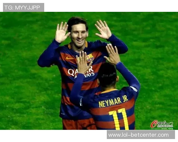 西甲精彩对决里昂大胜尤文图斯帽子戏法点燃全场热情 西甲精彩对决里昂大胜尤文图斯帽子戏法点燃全场热情