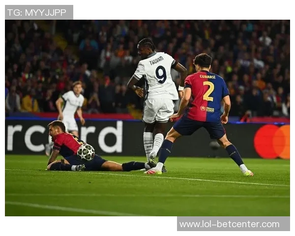 利物浦大胜巴黎圣日耳曼5-1绝杀瞬间点燃全场气氛引发转会热议