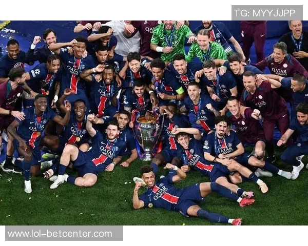 切尔西在国王杯中大胜波尔图五球逆转全场气氛热烈