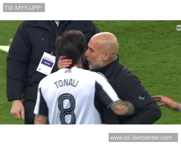 国王杯激战皇马与莱比锡战成平局红牌事件引发全场热议与转会传闻